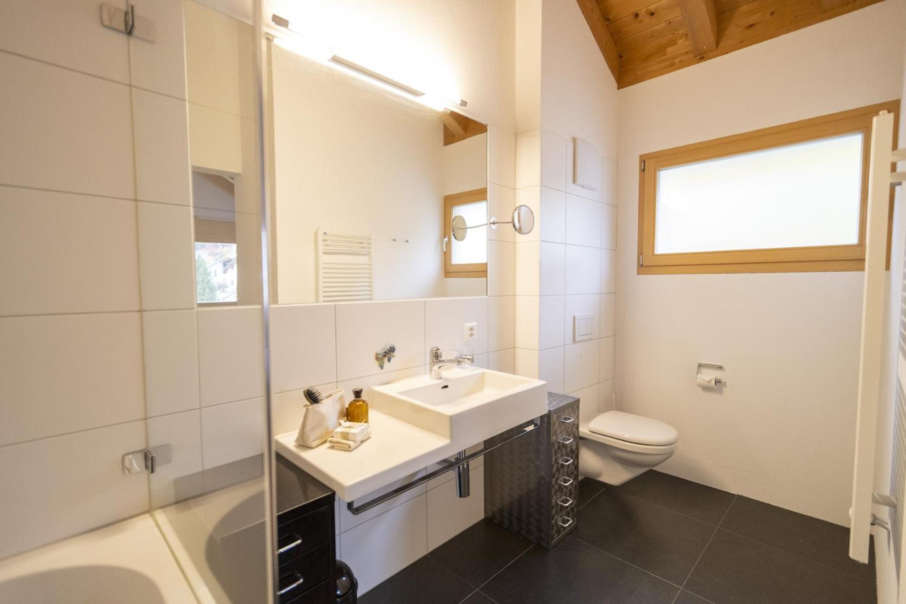 Ferienwohnung Chasa Capricornin Scuol Exterior foto